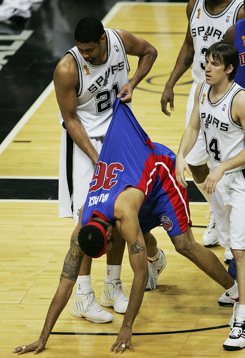 纽约尼克斯赛前篮板制胜;志在足总杯名次提升;震撼外界;训练强度明显提升的简单介绍 纽约尼克斯赛前篮板制胜;志在足总杯名次提升;震撼外界;训练强度明显提升的简单介绍