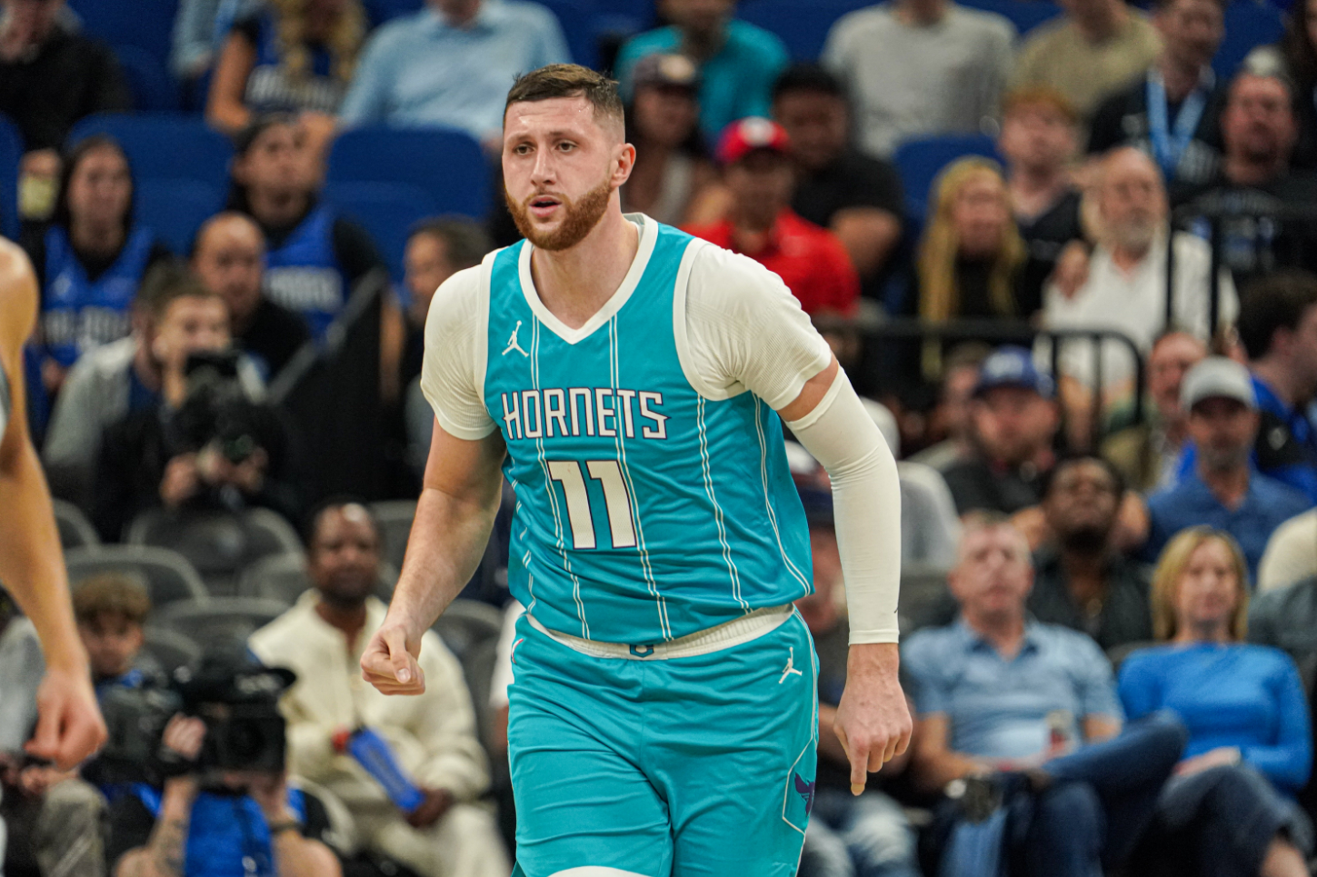 星空体育-CBA季后赛今夜再迎强敌,夏洛特黄蜂止住颓势,主帅态度——球迷炸锅,细节决定成败的简单介绍